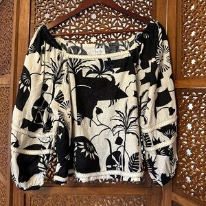 Nicole Miller Off-Shoulder Black and Cream Linen Top